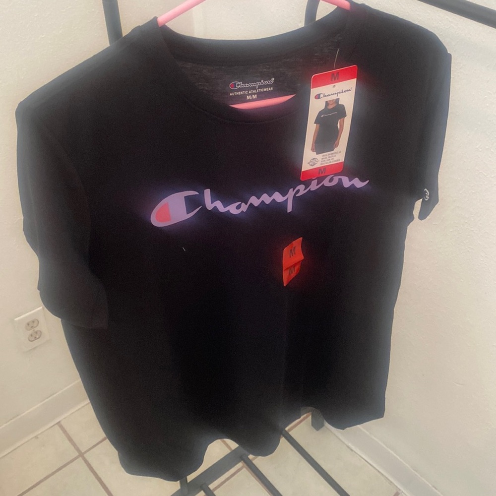 Short sleeve tee